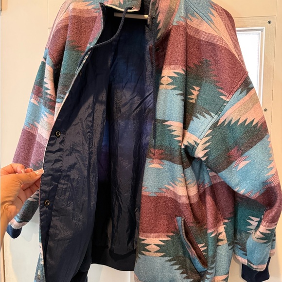 Men/Womens Multicolor Aztec Patterned Reversible Jacket - Picture 3 of 7
